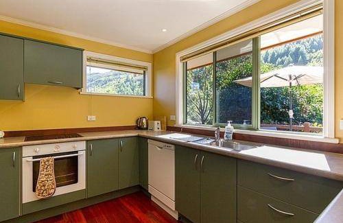 Arrowtown House | 145 m² House ∙ 4 bedrooms ∙ 10 guests