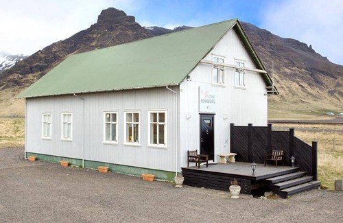 Eyvindarholar Bed & Breakfast | 15 m² Bed and breakfast ∙ 4 guests