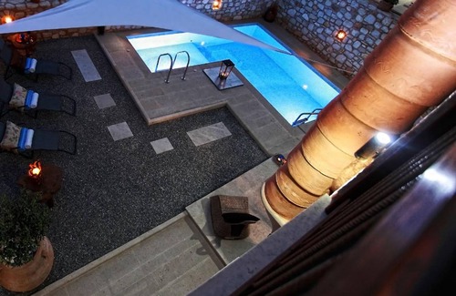 Roumeli House | 150 m² House ∙ 2 bedrooms ∙ 5 guests