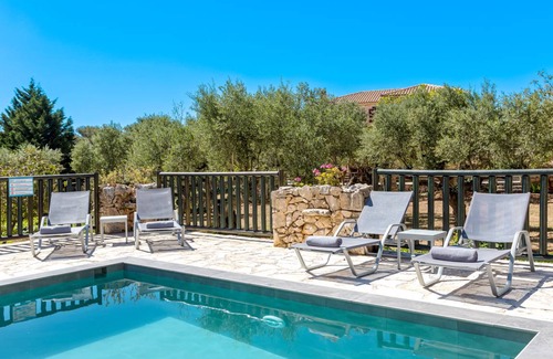 Agia Marina Villa | 150 m² Villa ∙ 3 bedrooms ∙ 6 guests