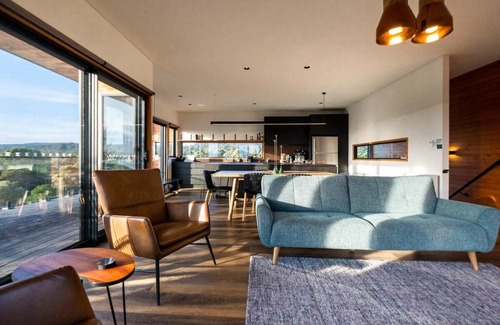 Coles Bay House | 155 m² House ∙ 3 bedrooms ∙ 6 guests