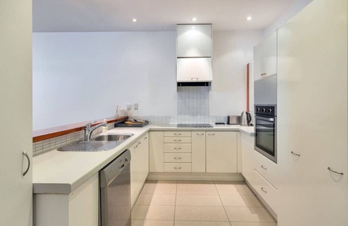Epsom Apartment | 15B Eden Street, Newmarket