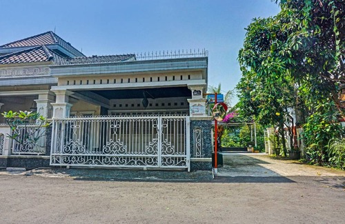 Bogor Hotel | 16 m² Hotel ∙ 2 guests