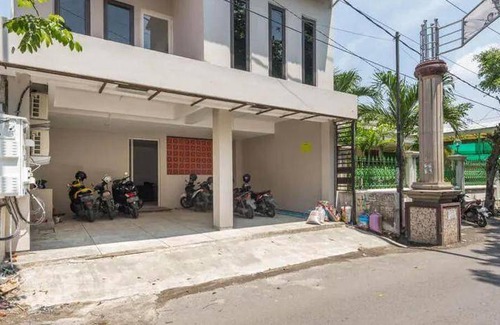 Surabaya Hotel | 16 m² Hotel ∙ 3 guests