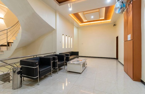 Pematangsiantar Hotel | 16 m² Hotel ∙ 10 guests