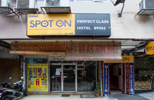 Medan Tuanku Hotel | 16 m² Hotel ∙ 127 guests