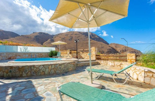 Megala Chorafia Villa | 160 m² Villa ∙ 3 bedrooms ∙ 6 guests