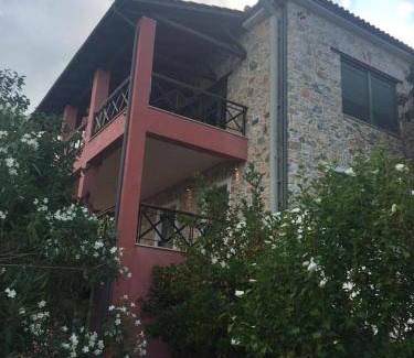 Agia Villa | 160 m² Villa ∙ 4 bedrooms ∙ 9 guests