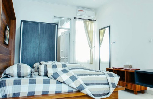Setiabudi House | 176 m² House ∙ 3 bedrooms ∙ 10 guests