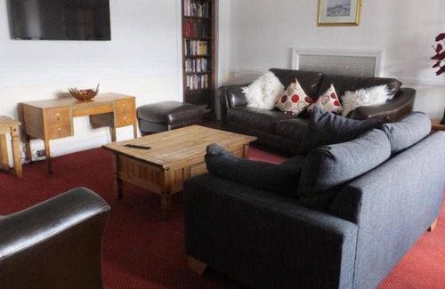 Evanton Hotel | 18 m² Hotel ∙ 127 guests