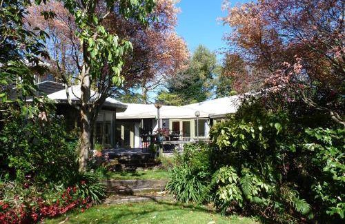 Two Mile Bay Bed & Breakfast | 180 m² Bed and breakfast ∙ 2 guests