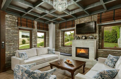 Trikala Hotel | 180 m² Hotel ∙ 3 bedrooms ∙ 10 guests