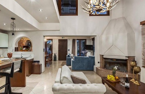 Trikala Hotel | 180 m² Hotel ∙ 3 bedrooms ∙ 10 guests