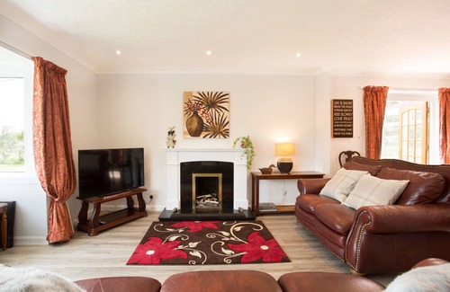 Contin House | 180 m² House ∙ 5 bedrooms ∙ 12 guests
