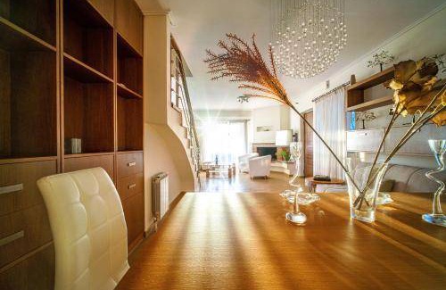 Anavyssos Villa | 180 m² Villa ∙ 4 bedrooms ∙ 9 guests