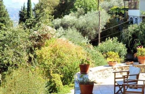 Mystras Villa | 180 m² Villa ∙ 4 bedrooms ∙ 8 guests