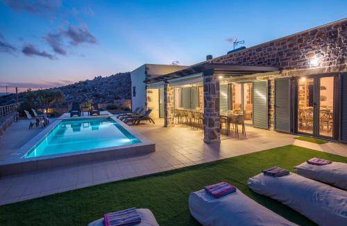 Anopolis Villa | 180 m² Villa ∙ 5 bedrooms ∙ 14 guests