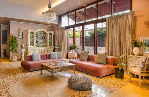 Skala House | 190 m² House ∙ 2 bedrooms ∙ 6 guests
