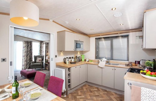 Inverurie Ski Chalet | 2 bedroom accommodation in Nr Kintore