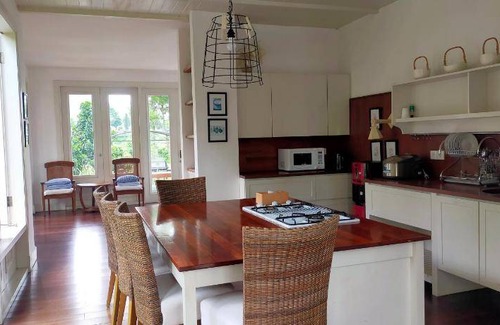 Batu Cabin | 20 m² Lodge ∙ 10 guests