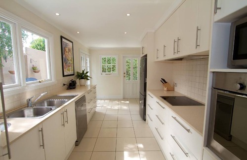North Hobart House | 200 m² House ∙ 4 bedrooms ∙ 9 guests