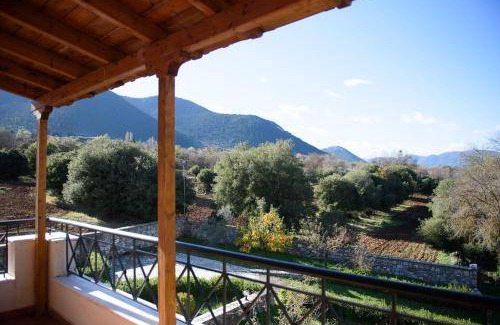 Vlacherna House | 200 m² House ∙ 4 bedrooms ∙ 10 guests