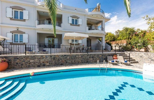 Melissourgakion House | 200 m² House ∙ 3 bedrooms ∙ 9 guests