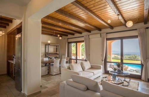 Klismata Villa | 200 m² Villa ∙ 3 bedrooms ∙ 6 guests