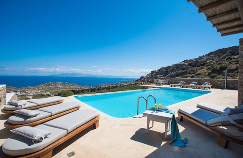 Plintri Villa | 200 m² Villa ∙ 4 bedrooms ∙ 14 guests