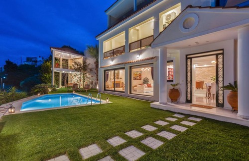 Rodhia Villa | 200 m² Villa ∙ 4 bedrooms ∙ 7 guests
