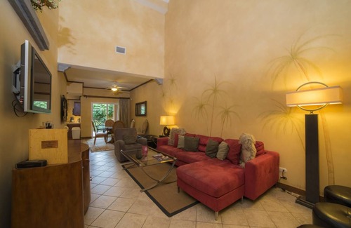 Herradura Condo | 204 m² Condo ∙ 3 bedrooms ∙ 6 guests
