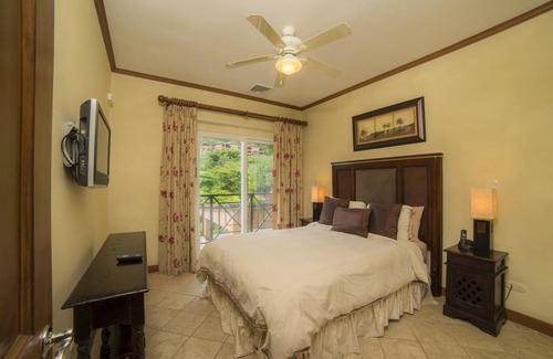 Herradura Condo | 204 m² Condo ∙ 3 bedrooms ∙ 6 guests