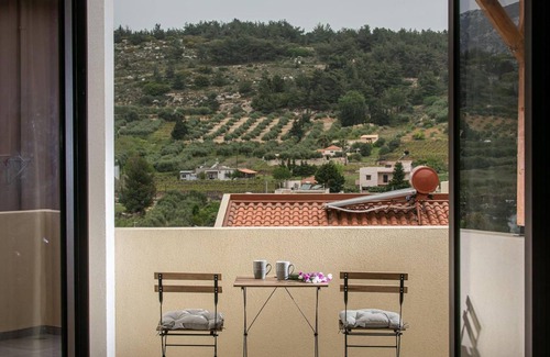 Archanes Apartment | 210 m² Apartment ∙ 6 bedrooms ∙ 18 guests