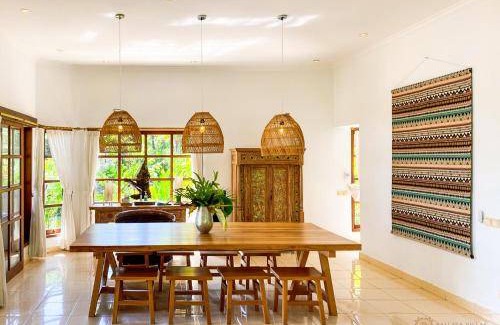 Lokapaksa Villa | 220 m² Villa ∙ 3 bedrooms ∙ 6 guests