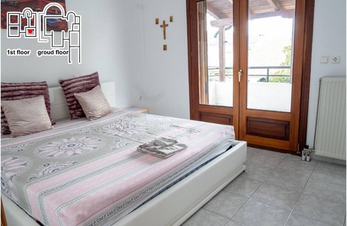 Krinidhes House | 230 m² House ∙ 4 bedrooms ∙ 8 guests