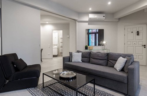 Psirri Apartment | 240 m² Apartment ∙ 8 bedrooms ∙ 15 guests