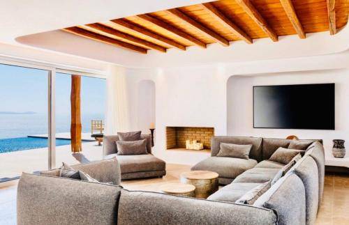 Houlakia Villa | 250 m² Villa ∙ 5 bedrooms ∙ 11 guests