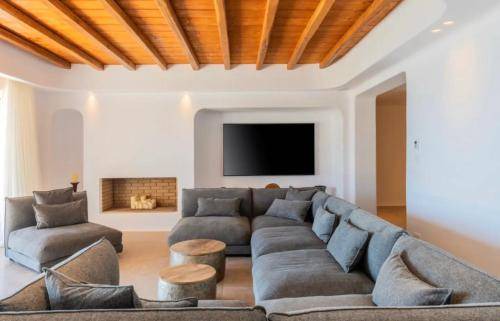 Houlakia Villa | 250 m² Villa ∙ 5 bedrooms ∙ 11 guests