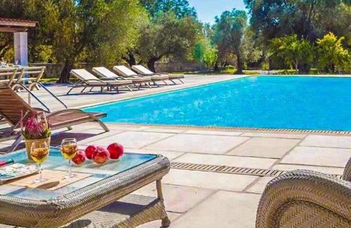 Kateleios Villa | 265 m² Villa ∙ 4 bedrooms ∙ 8 guests