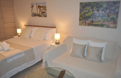 Pylos Apartment | 28 m² Apartment ∙ 1 bedroom ∙ 2 guests