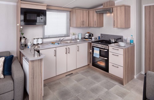 Dunbar House | 3 Bedroom Swift Loire Caravan