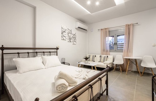 Filiatra Apartment | 30 m² Studio flat ∙ 2 guests