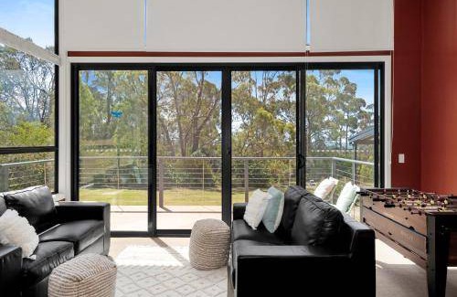 Bicheno House | 300 m² House ∙ 5 bedrooms ∙ 10 guests