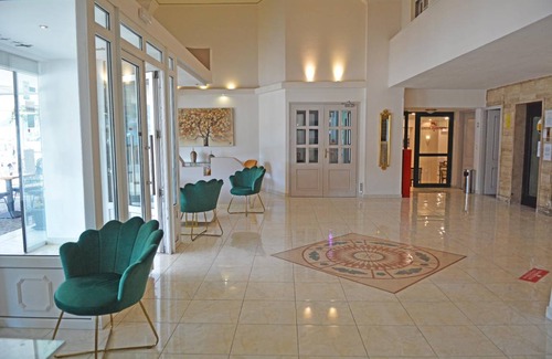 Samos Hotel | 34 m² Hotel ∙ 127 guests