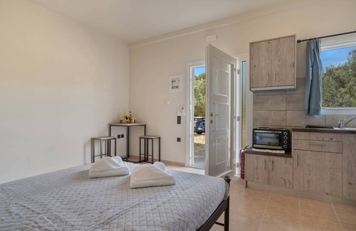 Sarlata Apartment | 35 m² Studio flat ∙ 3 guests