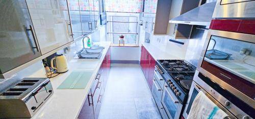 Inverness City Centre House | 350 m² House ∙ 7 bedrooms ∙ 12 guests
