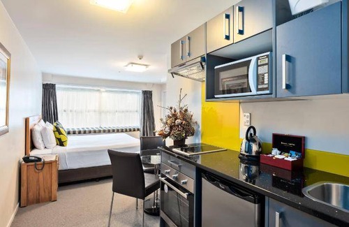 Epsom Hotel | 36 m² Motel ∙ 127 guests