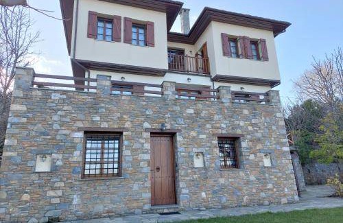 Tsagarada Villa | 365 m² Villa ∙ 5 bedrooms ∙ 10 guests