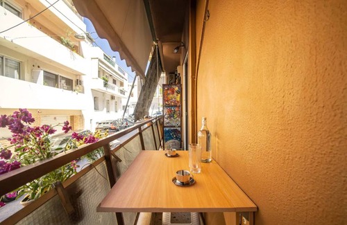 Petralona Apartment | 37 m² Apartment ∙ 2 guests