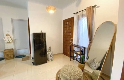 Sinduharjo House | 3BR Modern Rustic Family Home - Casa Tartu